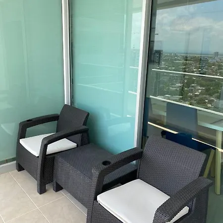 Hermoso Apartamento Ubicado En La Zona Norte A 5 Minutos Del Aeropuerto Y Del Centro Turistico. Rentar Por Mas De 30 Dias- Apartamento *